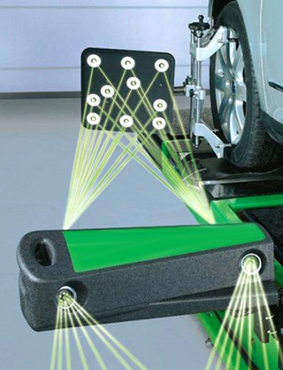 汽車四輪定位.jpg 汽車四輪定位.jpg