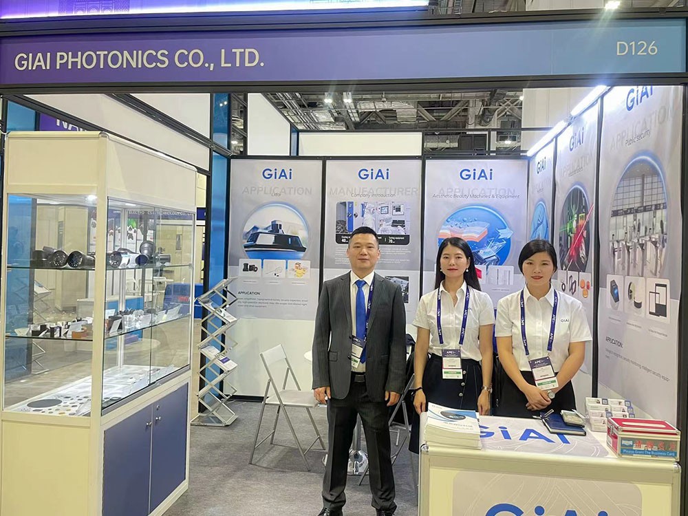 濾光片 激埃特APE亞洲光博會合照