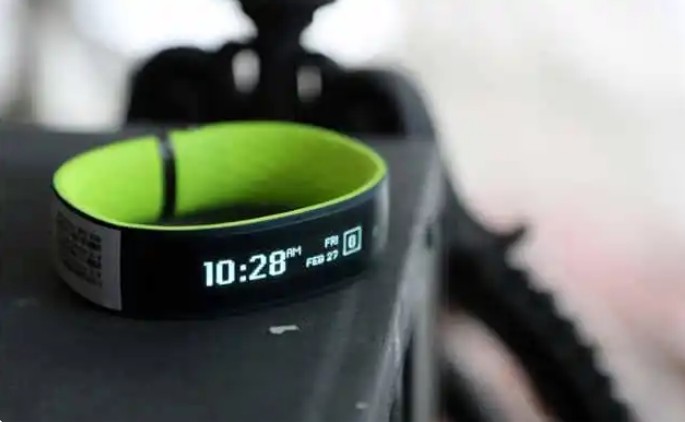 智能健康背后:濾光片如何重塑可穿戴醫療 智能健康背后:濾光片如何重塑可穿戴醫療